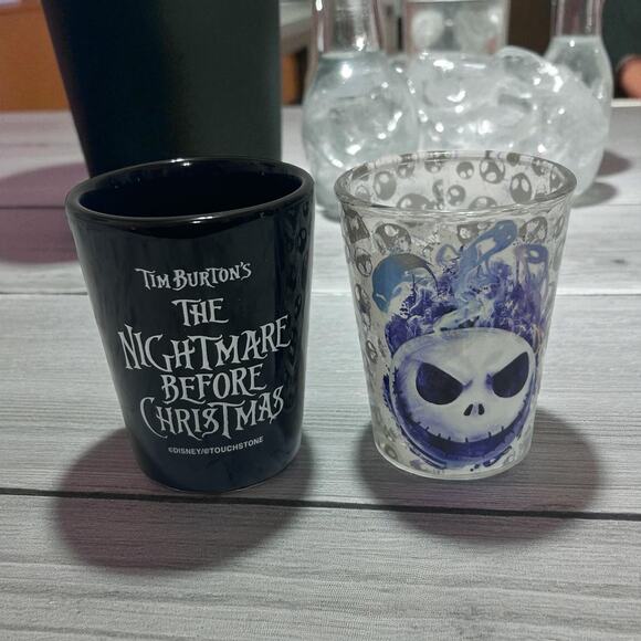 Tim Burton's The Nightmare Before Christmas Inkblots 1.5oz. Mini Shot Glasses 2 - Picture 1 of 7